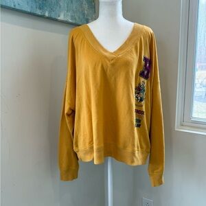 Warner Bros. Harry Potter Yellow Sweatshirt Women’s Size 3X 22W-24W